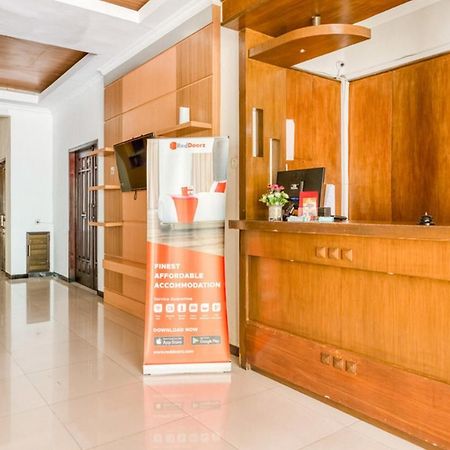 Reddoorz Syariah @ Jalan Simpang Gajayana Hotell Malang Exteriör bild