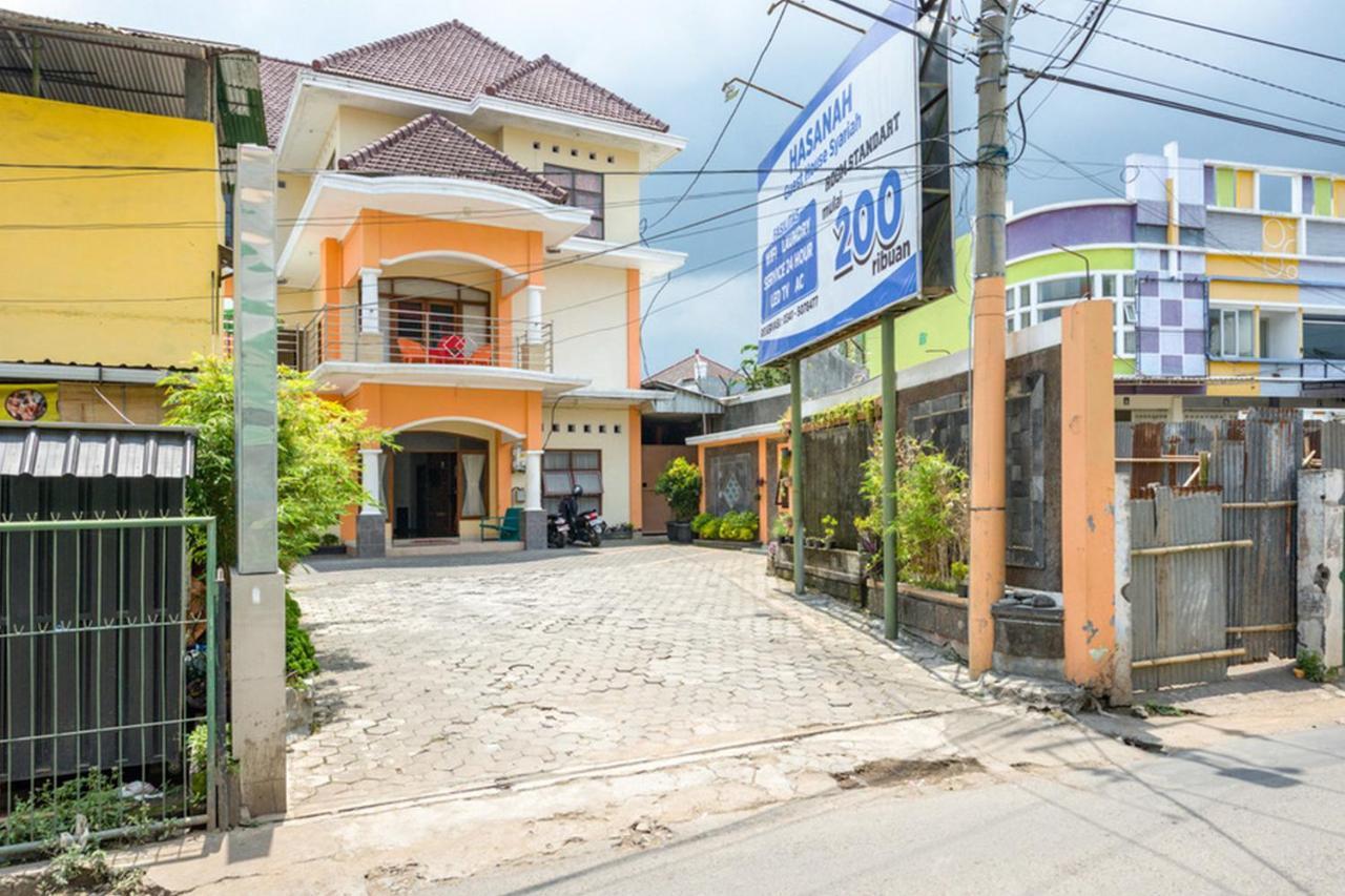 Reddoorz Syariah @ Jalan Simpang Gajayana Hotell Malang Exteriör bild